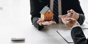 why-hiring-professional-real-estate-brokers-in-gurgaon-can-save-you-time-and-money-b.jpg why-hiring-professional-real-estate-brokers-in-gurgaon-can-save-you-time-and-money-b.jpg