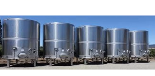 Vertical-Milk-Storage-Tank-with-Cooling-Jacket-for-Dairy-Industrial.png